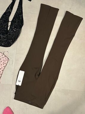 ALO Yoga NWT PANTS Brown High-Rise Flare Leggings